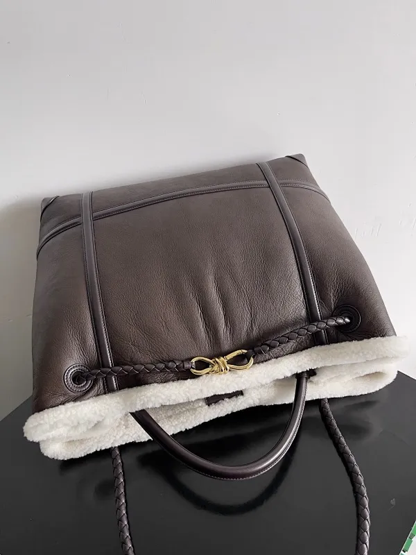 All categories 💚 Authentic bags 💚 BV 2025 new BV handbags